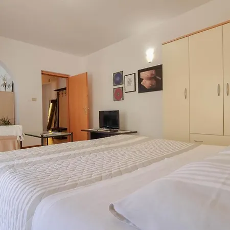 Apartmán Maena *