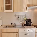 Maena 아파트