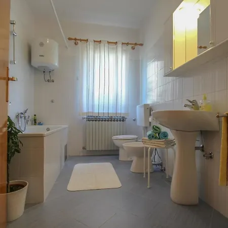 Maena Apartment *